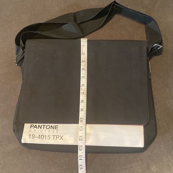 Pantone Universe Unisex Shoulder Crossbody Messenger Bag CaviarJetPeppercorn NWT - Picture 5 of 12